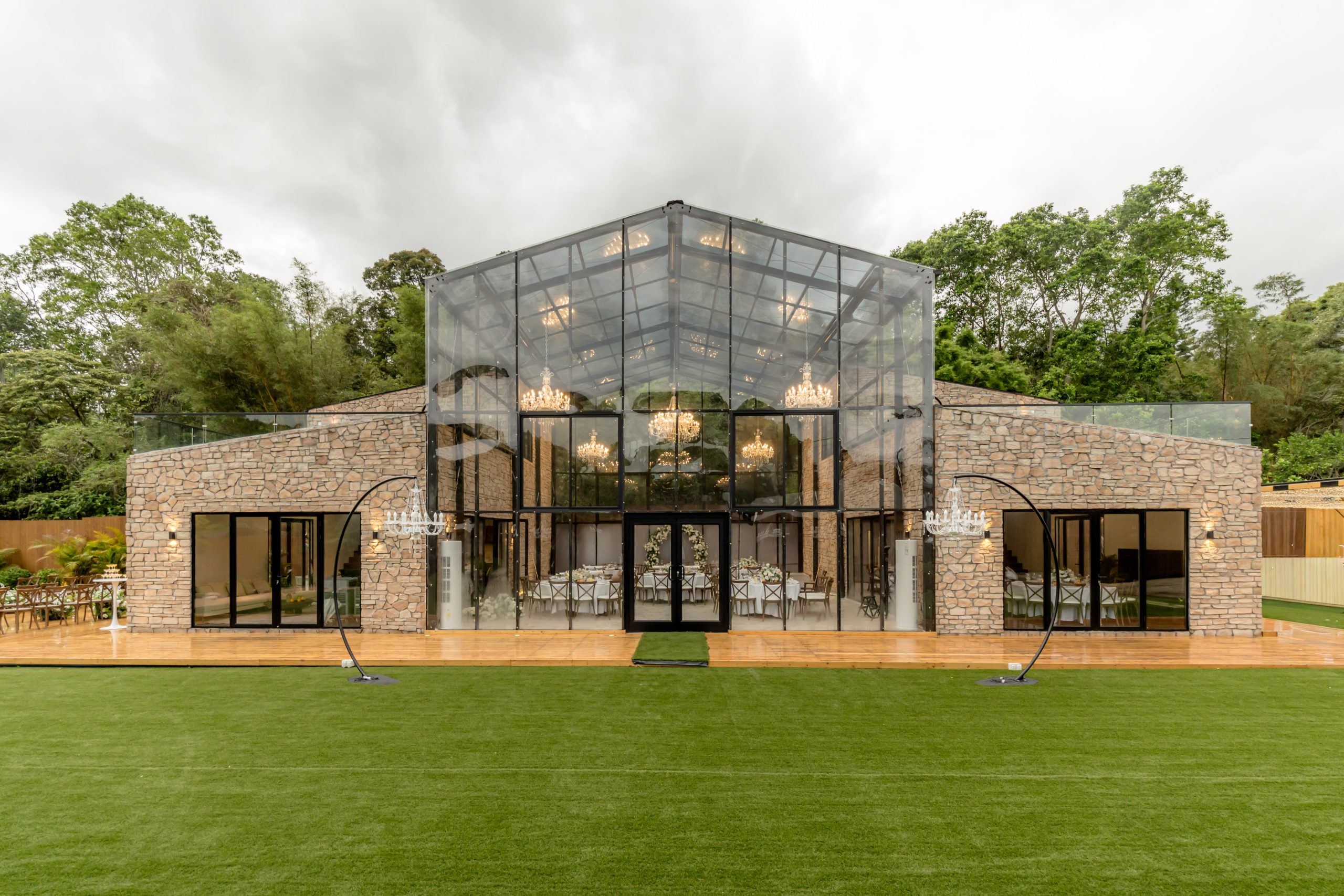 Wedding Venue – Manor Garden
